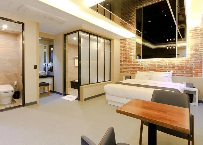 Hotel Seomyeon G&g 2*